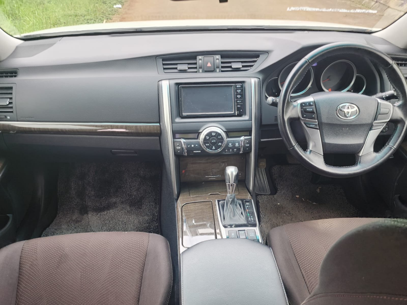 2016-toyota-mark-x-bacchus-motors-cars-for-sale-in-nairobi-kenya